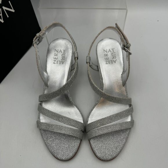 NEW Naturalizer Vanessa Dress Sandal US Size 7 READ - Picture 2 of 10